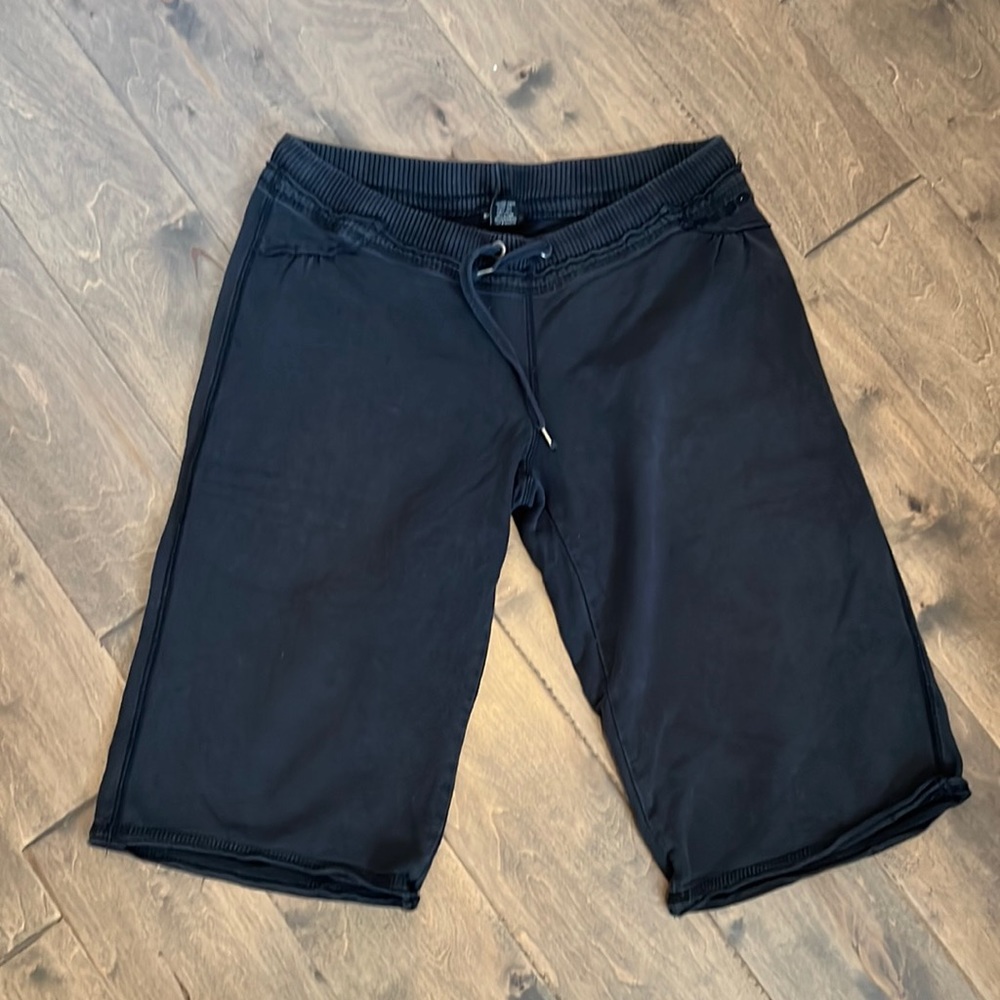 BCBG Max Azria Cropped Pants Clam Digger